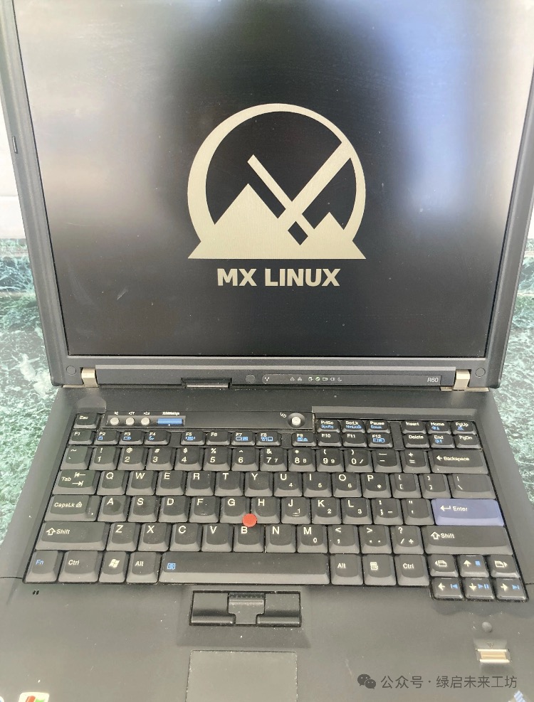 ThinkPad R60焕新后桌面